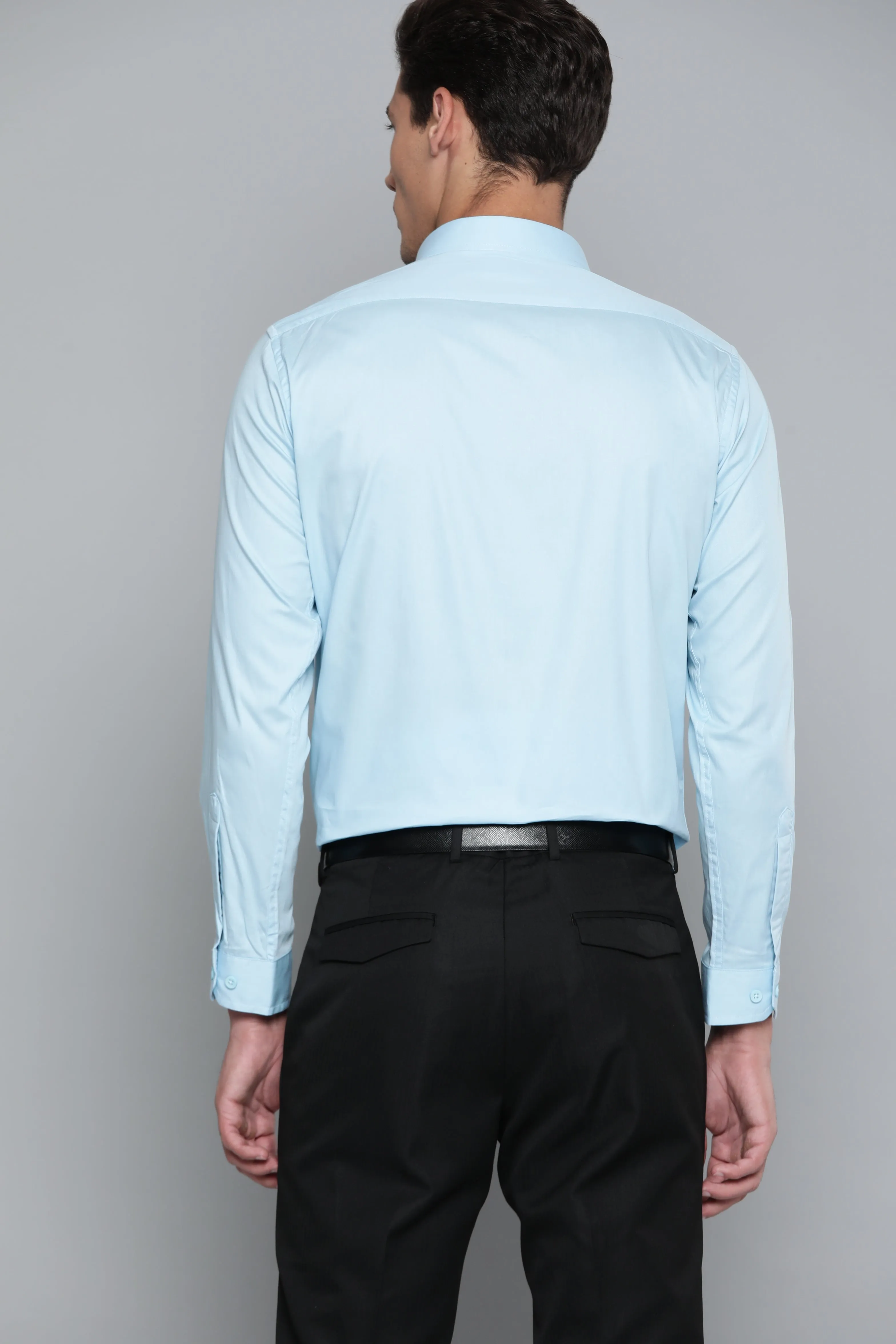 Men Blue Smart Slim Fit Bio-Engineered Quick-Dry Odour-Free Formal Shirt