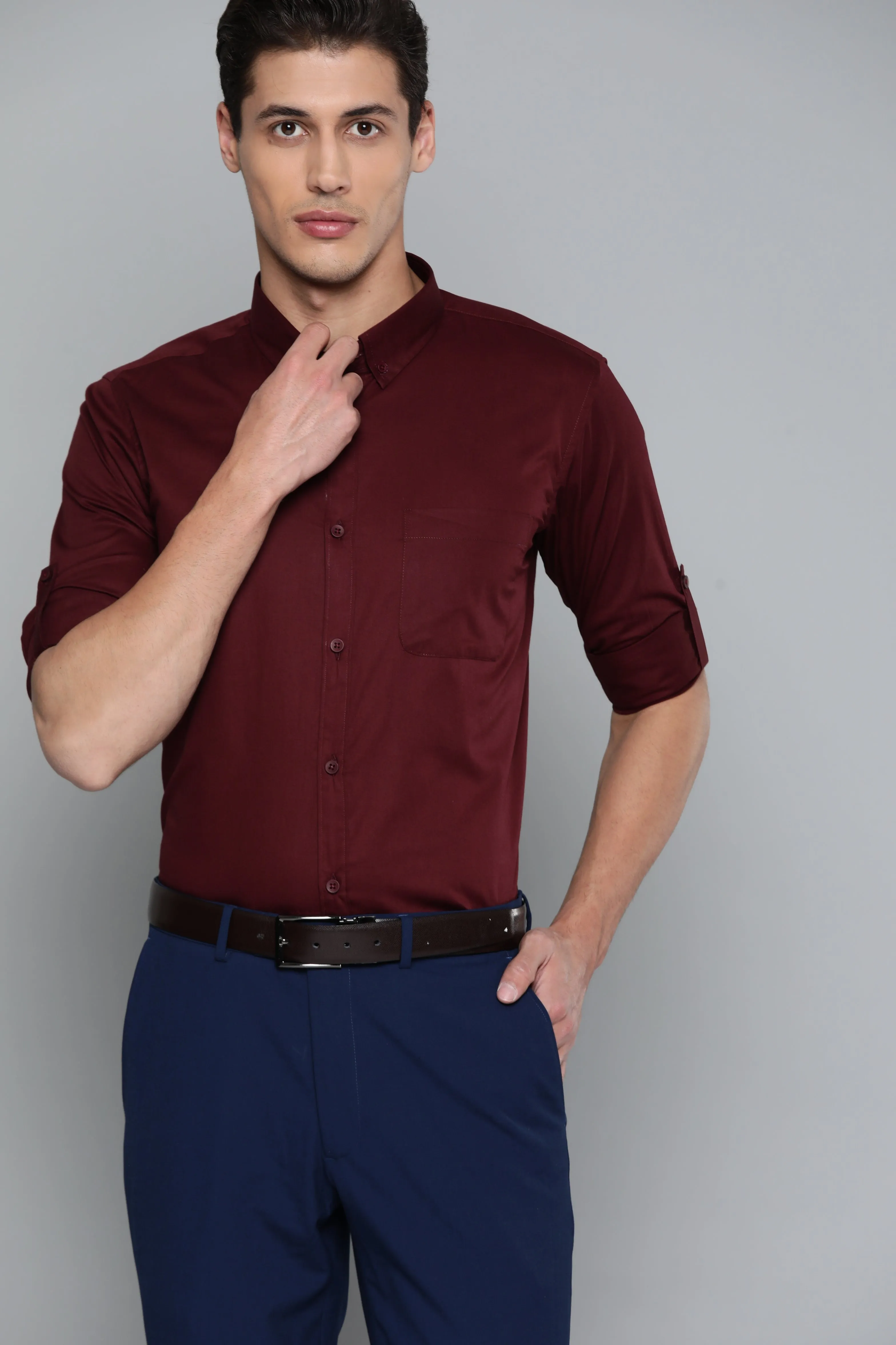 Men Maroon Smart Slim Fit Bio-Engineered Quick-Dry Odour-Free Formal Shirt