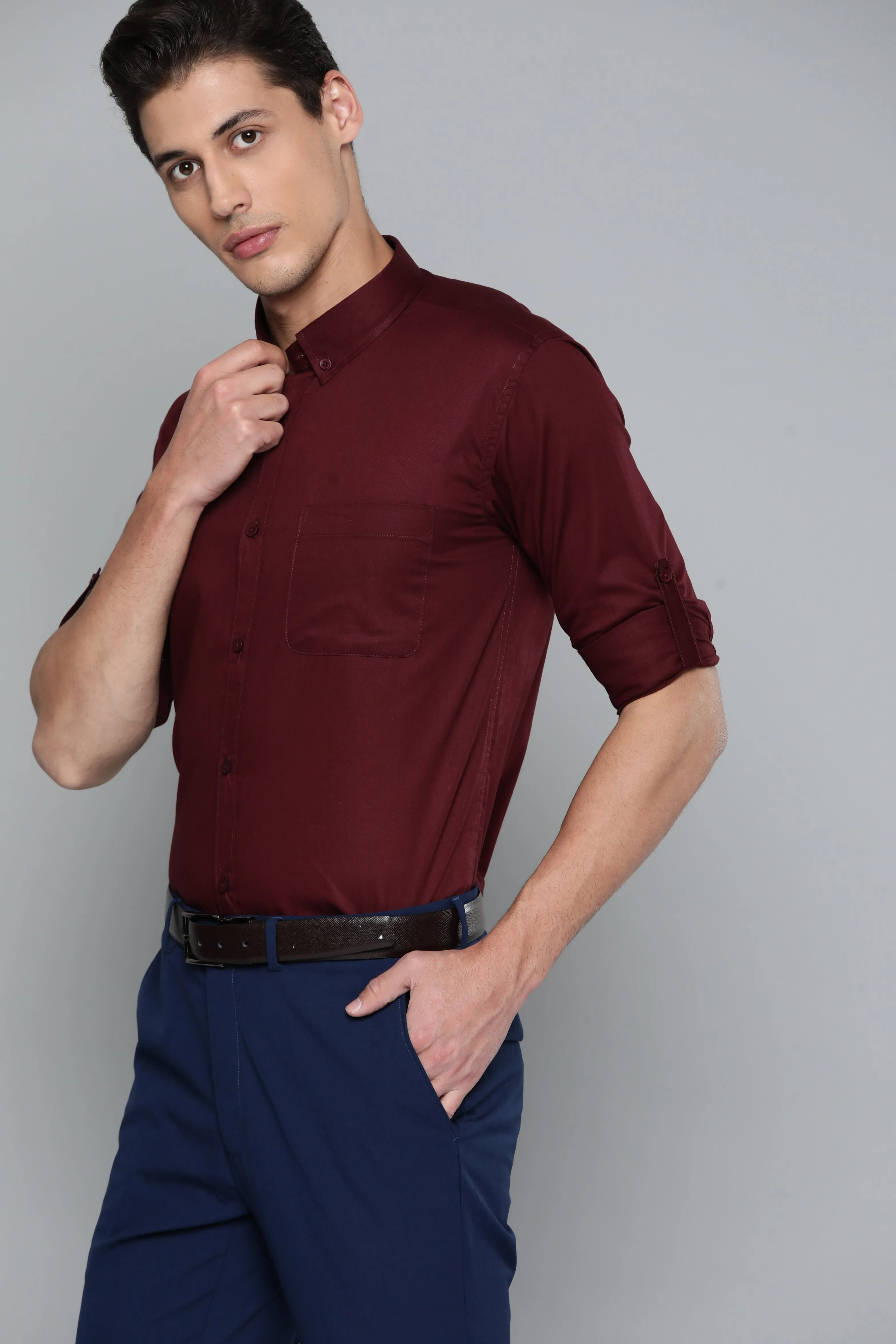 Men Maroon Smart Slim Fit Bio-Engineered Quick-Dry Odour-Free Formal Shirt